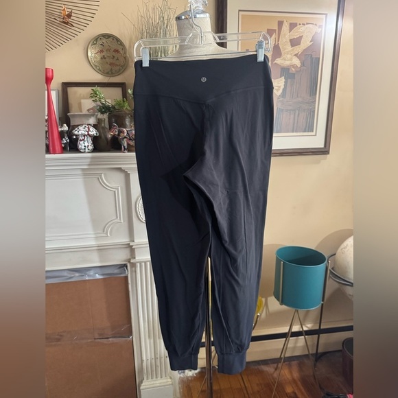 Lululemon Align High-Rise Jogger in Black size 8 - Picture 5 of 11